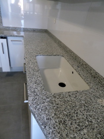 GRANITO GRIS PERLA